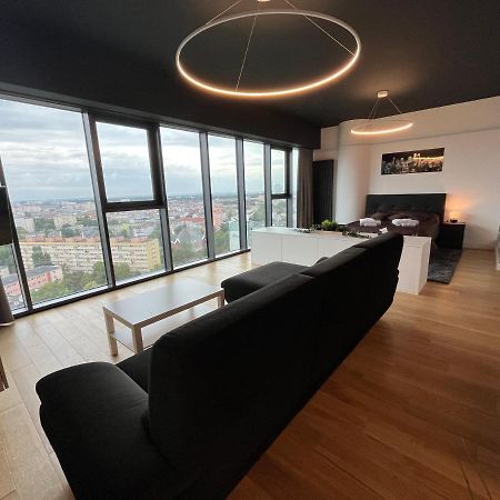 Hanza Tower - Luxurious Apartment 60M2 - 15Th Floor City View Szczecin Luaran gambar