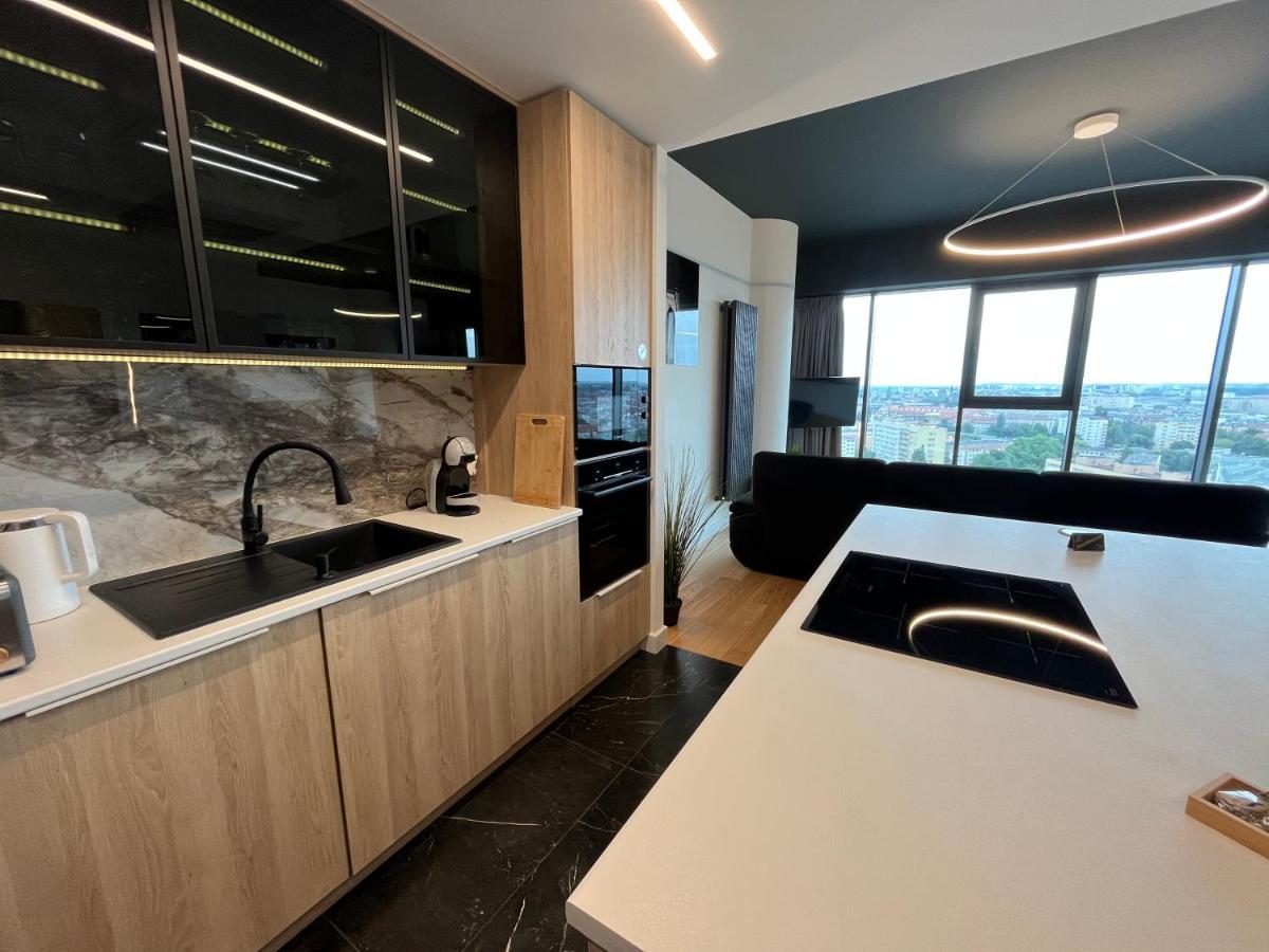 Hanza Tower - Luxurious Apartment 60M2 - 15Th Floor City View Szczecin Luaran gambar