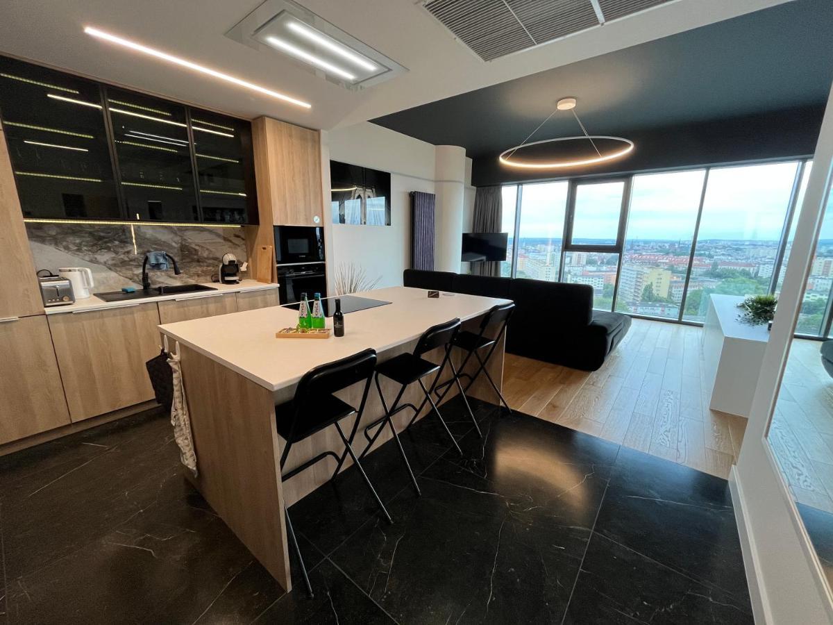 Hanza Tower - Luxurious Apartment 60M2 - 15Th Floor City View Szczecin Luaran gambar